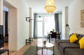Freshly renovated 2BR&LR+WALK-IN RAINSHOWER